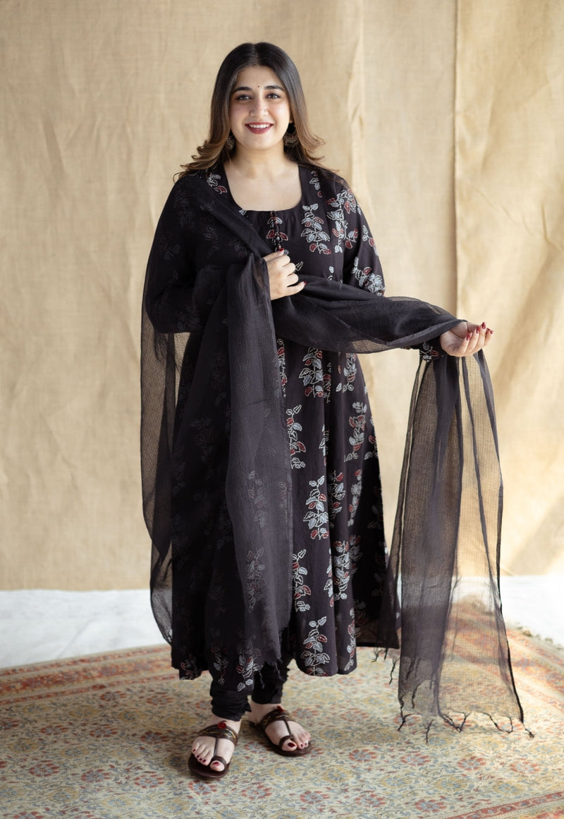 Miral Black Solid Slub Cotton Churidar