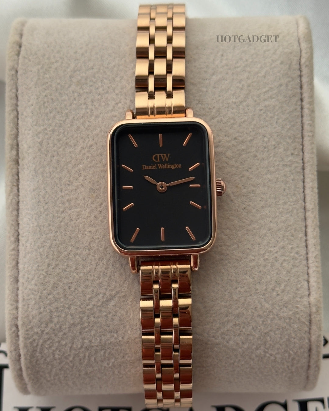 DW Quadro (Analog Watch)