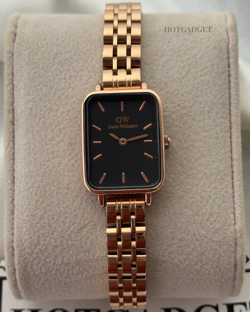 DW Quadro (Analog Watch)
