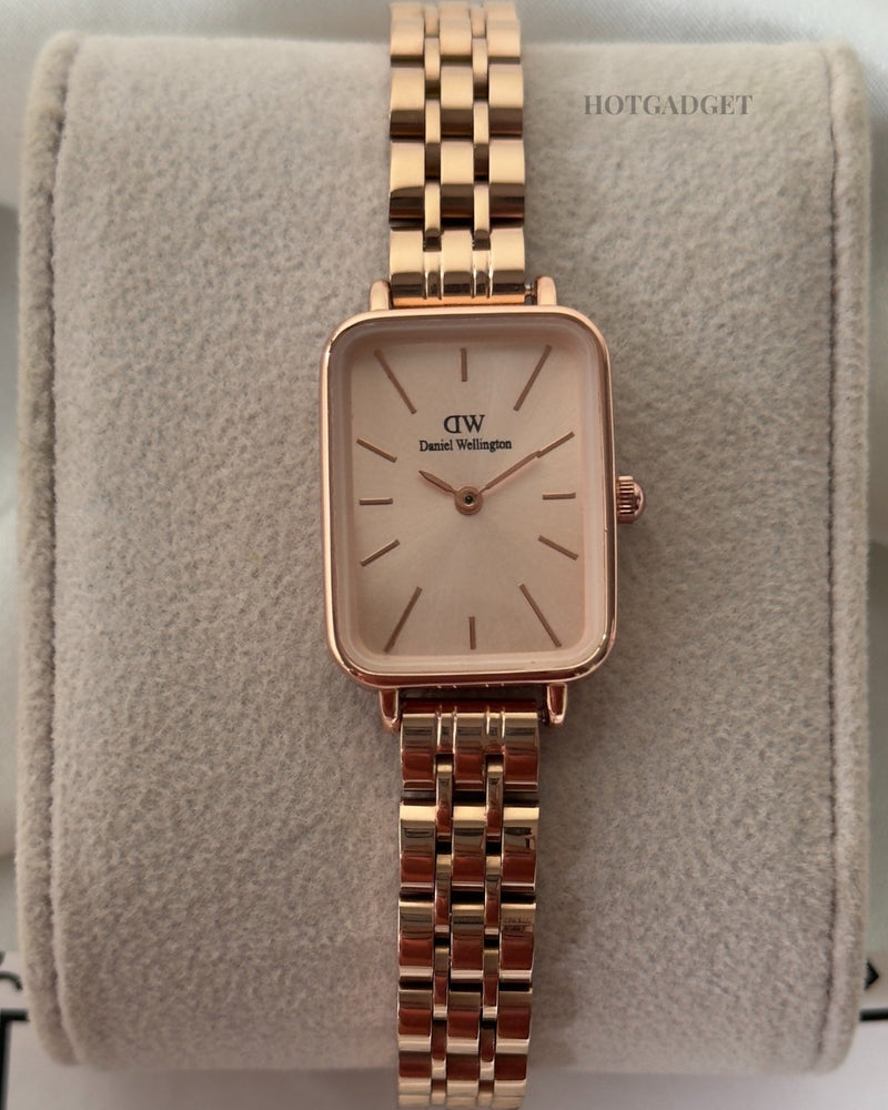 DW Quadro (Analog Watch)