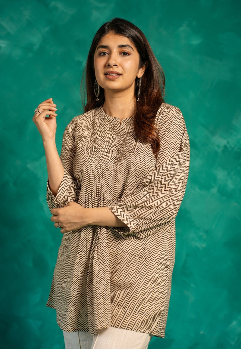 Faria Black Bagru Cotton A Line Short Top