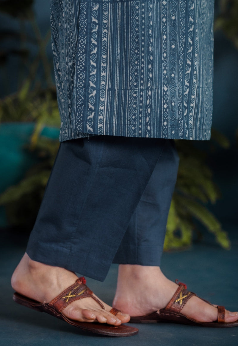 Prita Blue Solid Slub Narrow Pant