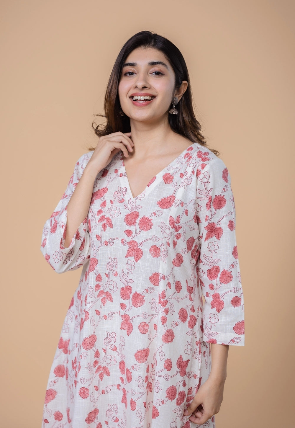 Smriti White Dabu Slub Cotton Kali Kurta