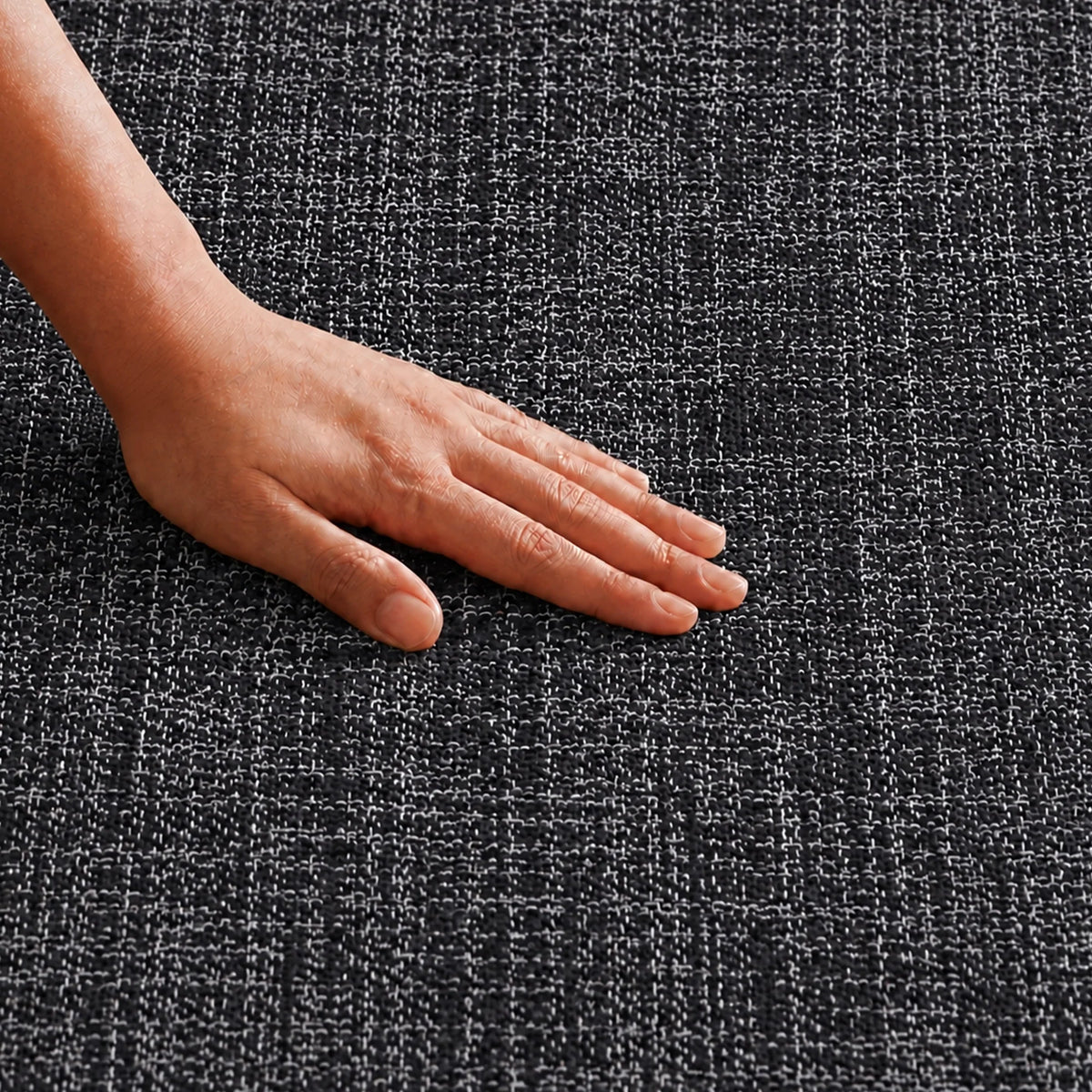 Tessitura Chromatic - Herringbone Cotton Rug (Black)