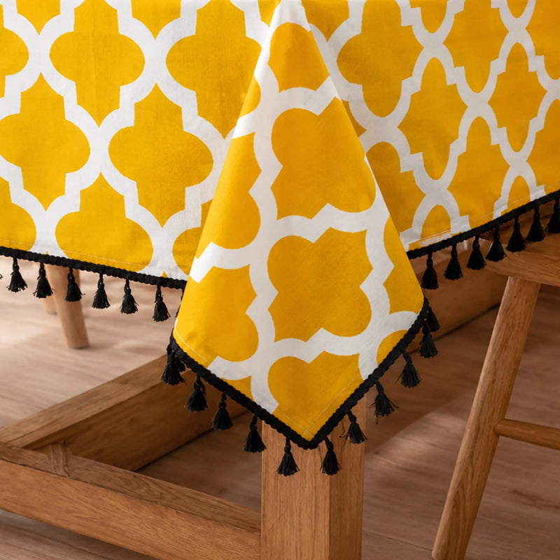 Imprimer Handpicked Quatrefoil - Table Cover (Yellow)-2