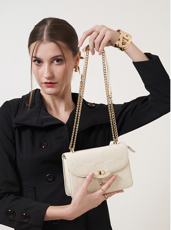 Culge Chicago "The Gold Coast" Romantic Flap Sling – Cream Gloss-5