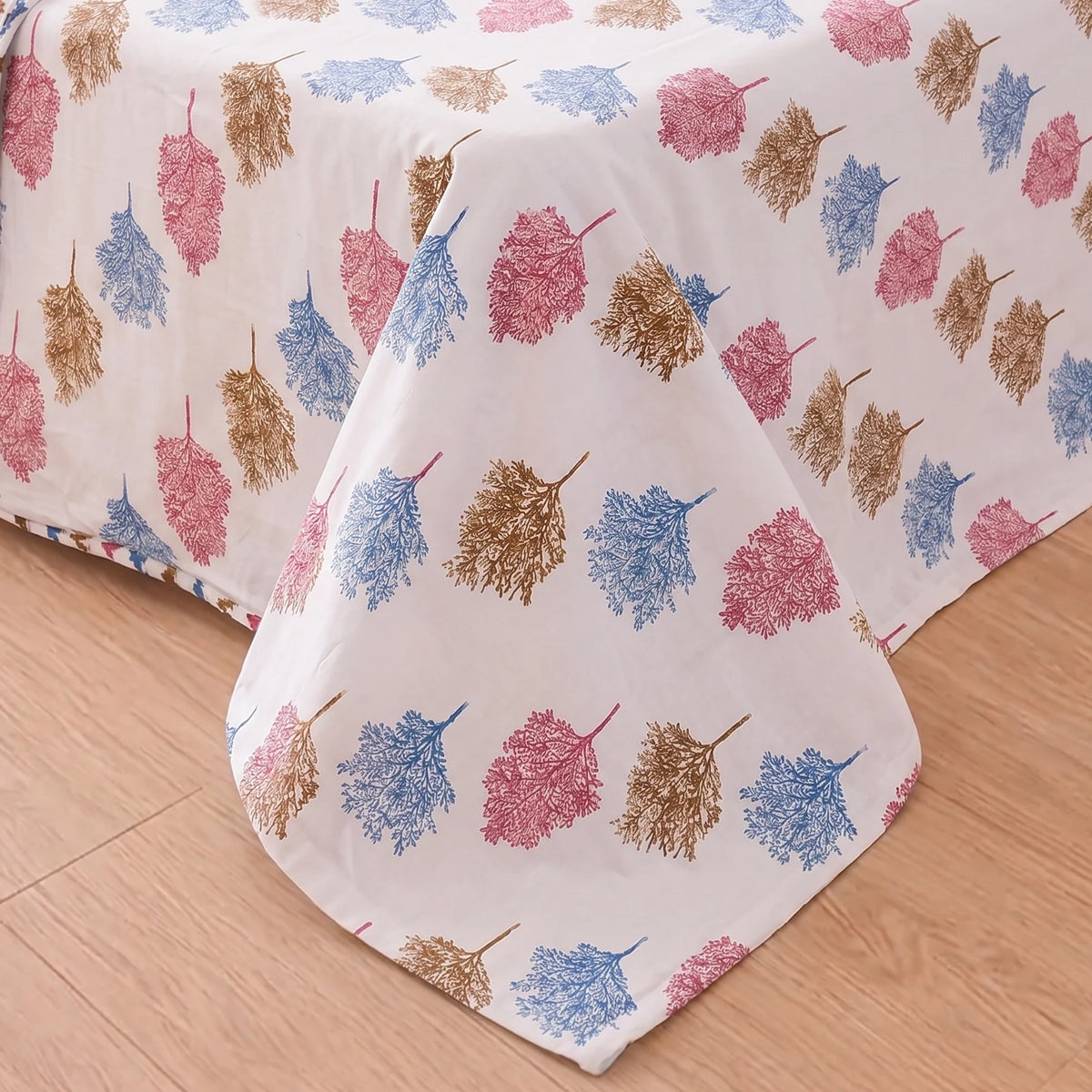 Imprimer Scarlet - Printed Dohar (Multicolor & White)