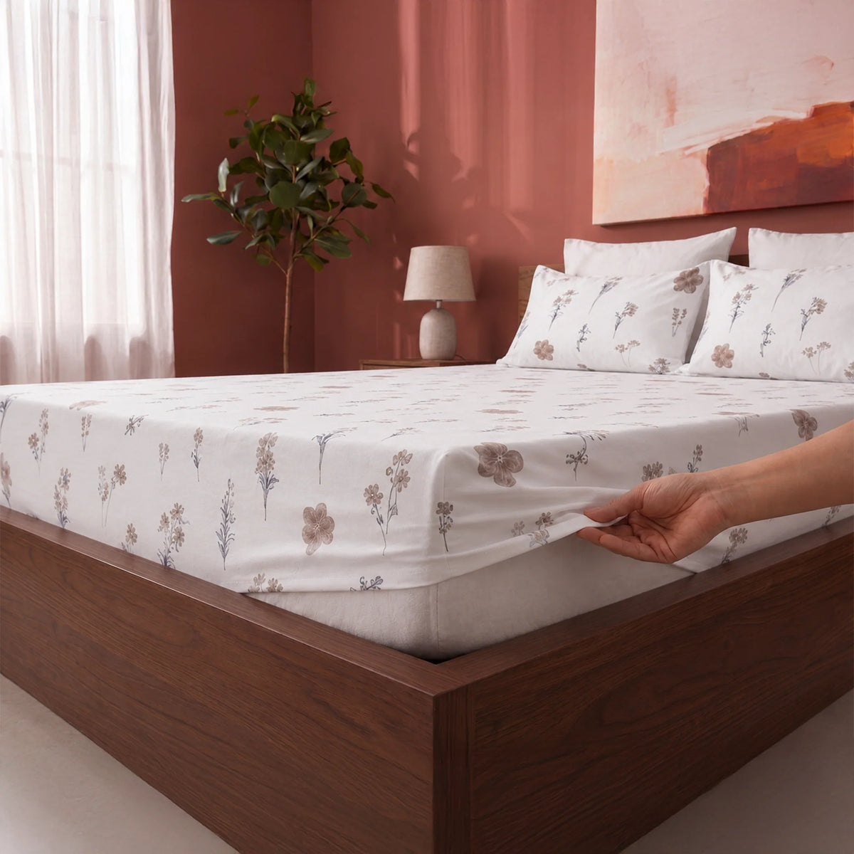 Prairie Charm - White Floral Fitted Sheet