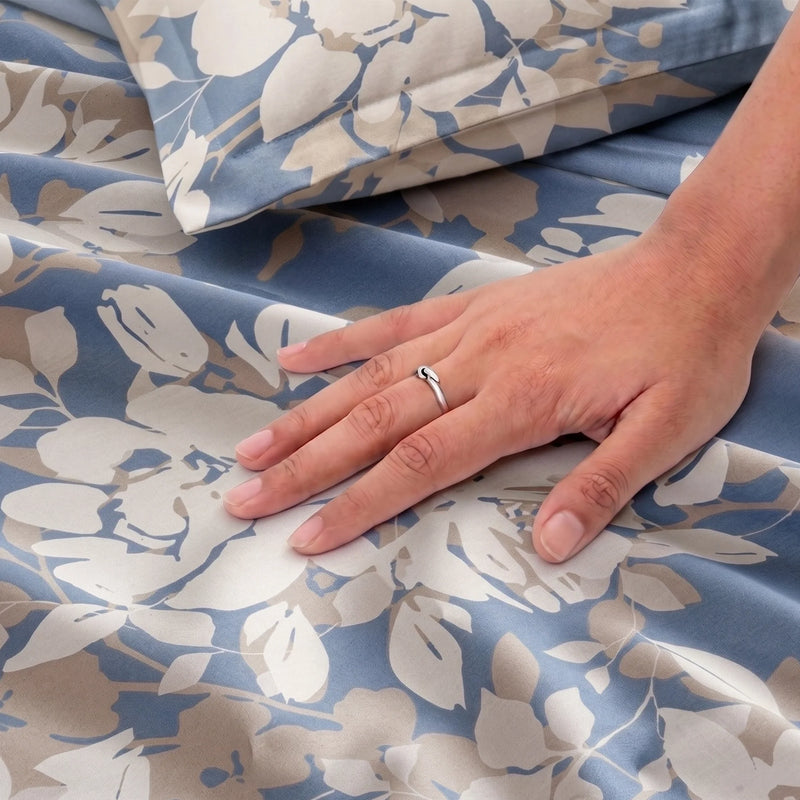 Blossom Haze - Floral Duvet Cover (Blue)-2