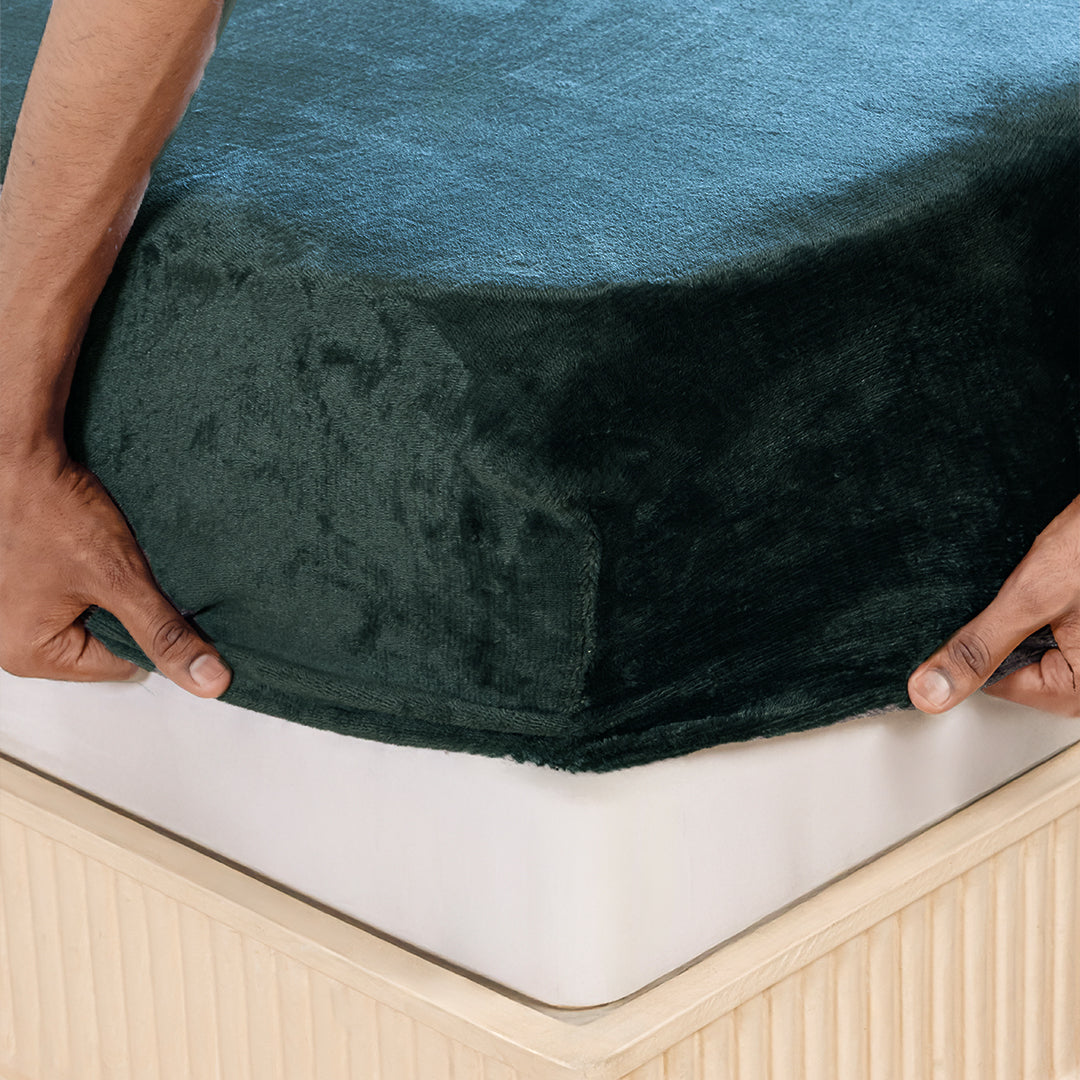 Homemonde Lightweight - Fleece Fitted Bedsheet (Emerald Green)-2