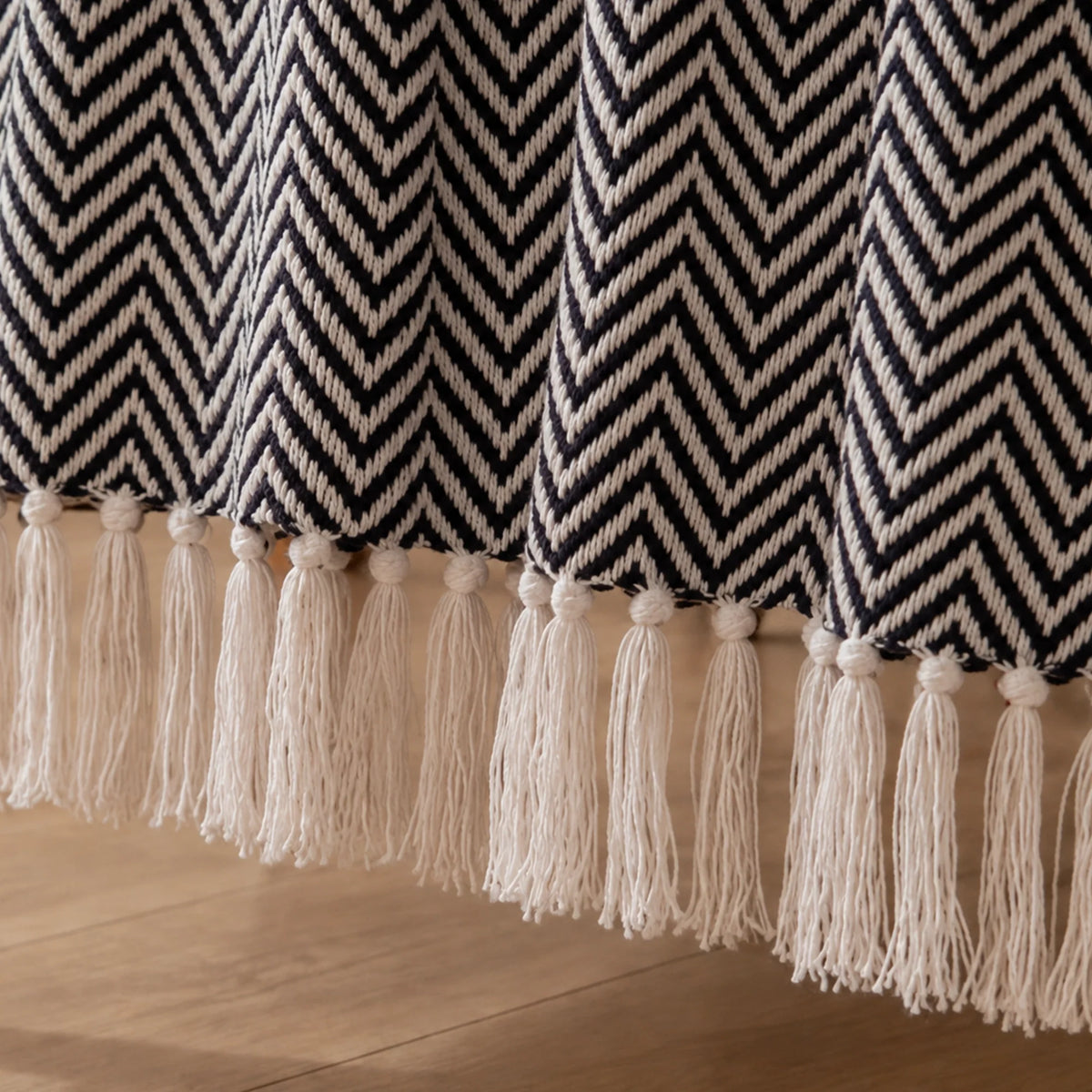 Tessitura Black Chevron - Throw