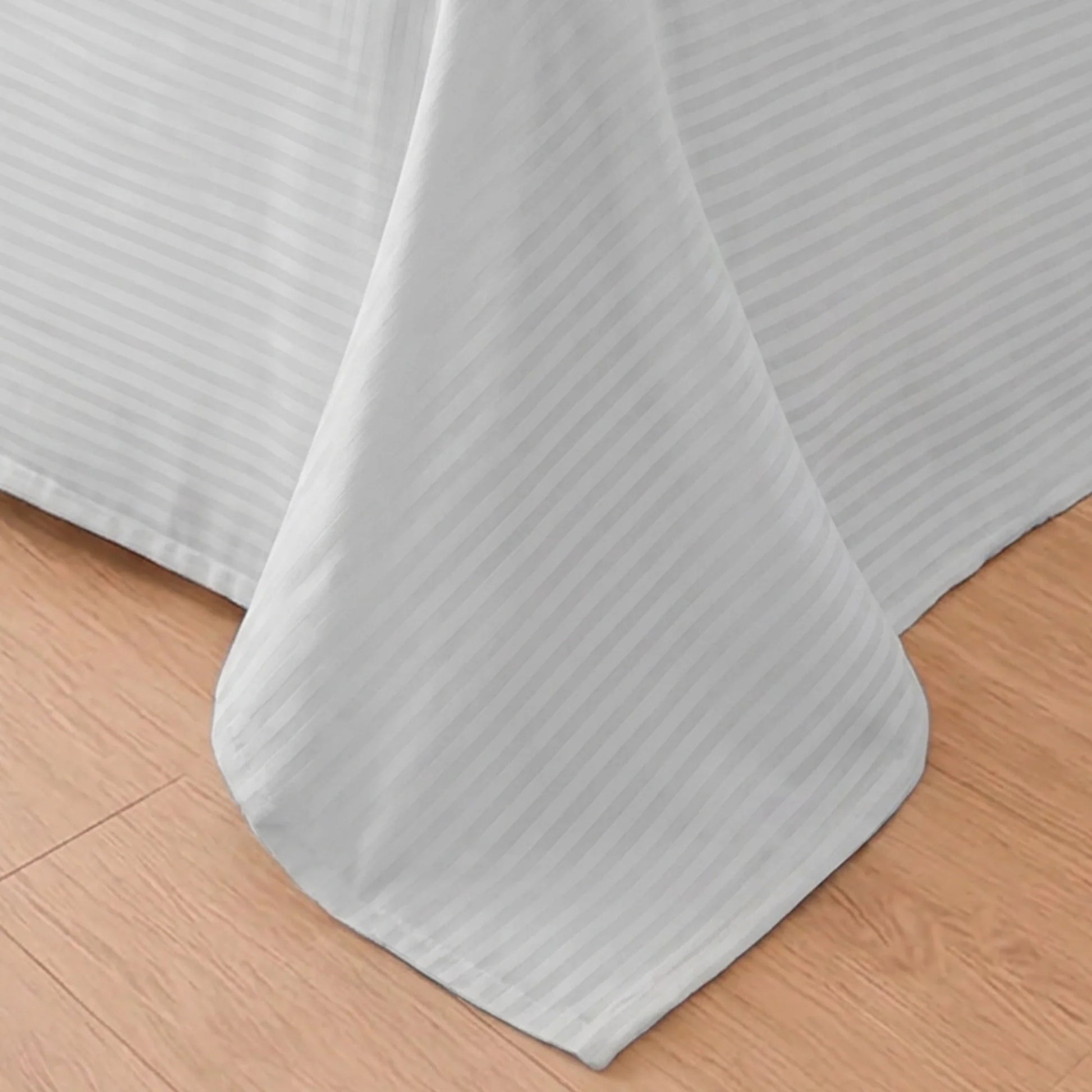 Breton Doze - Satin Stripe Reversible Dohar Blanket (White)-2