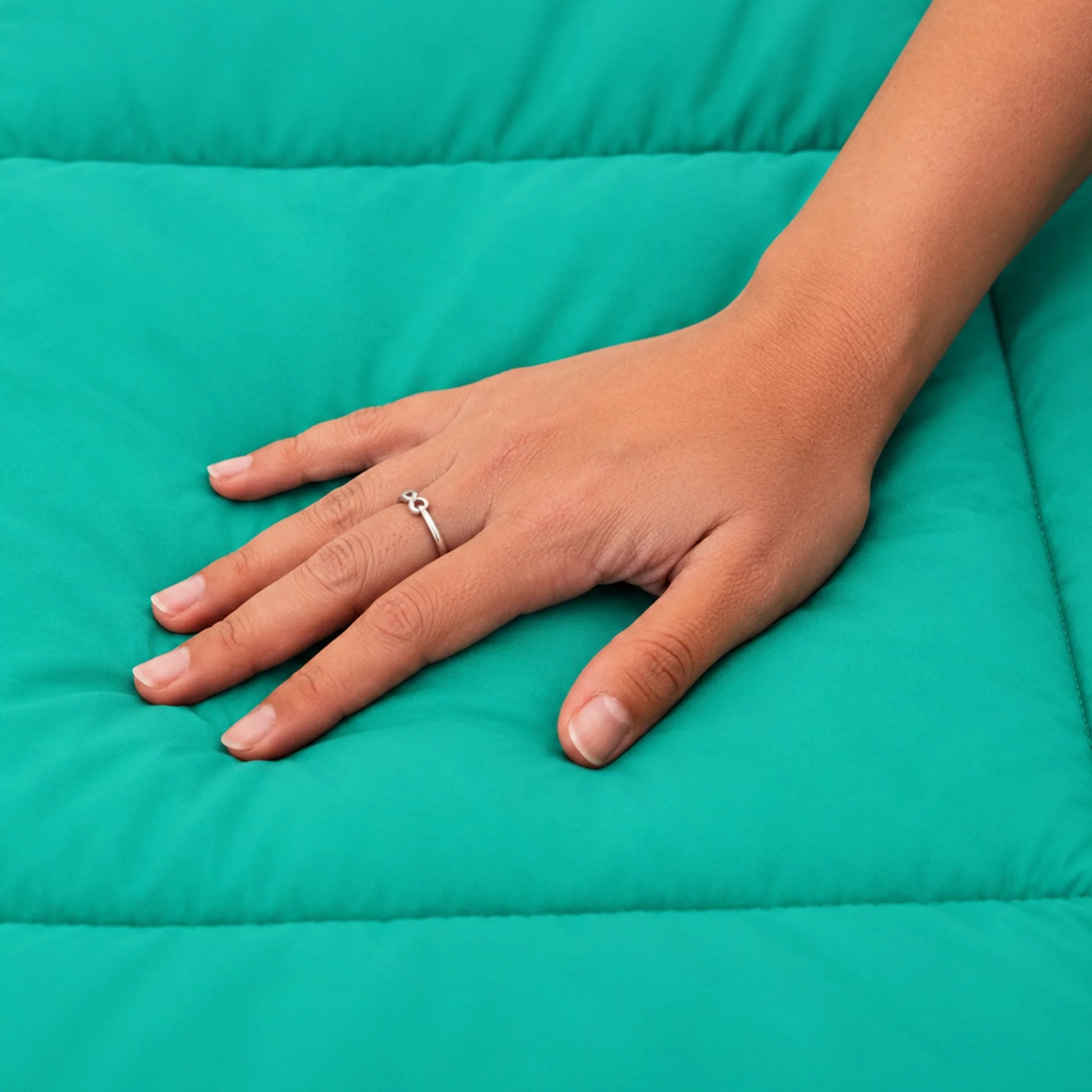 Fort - Box Stitch Duvet Comforter (Parrot Green & Aqua Green)-2