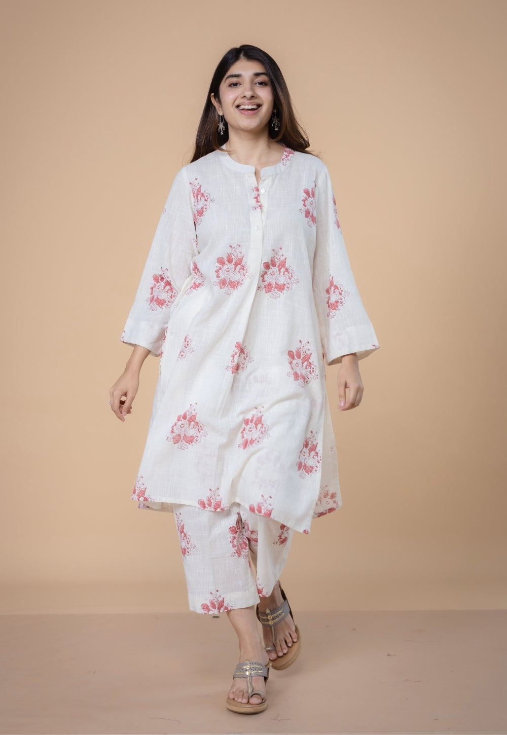 Harshi White Dabu Slub Cotton Straight Co-Ord Set