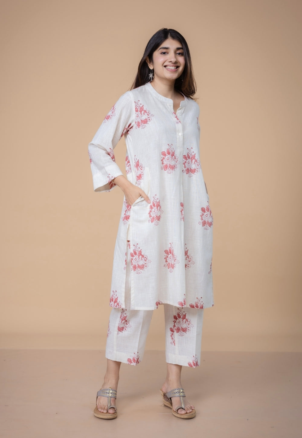 Harshi White Dabu Slub Cotton Straight Co-Ord Set