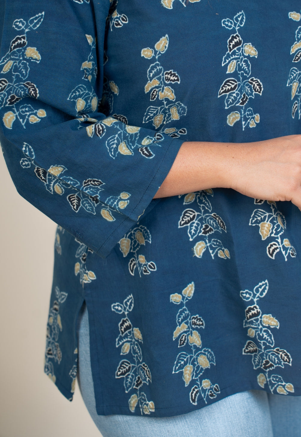 Anvi Blue Ajrakh Cotton Straight Short Top