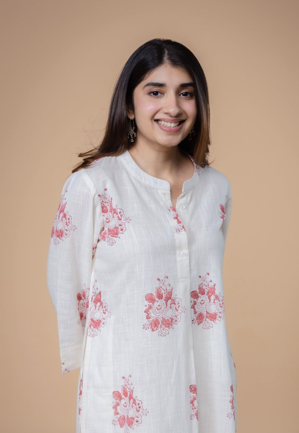 Harshi White Dabu Slub Cotton Straight Co-Ord Set