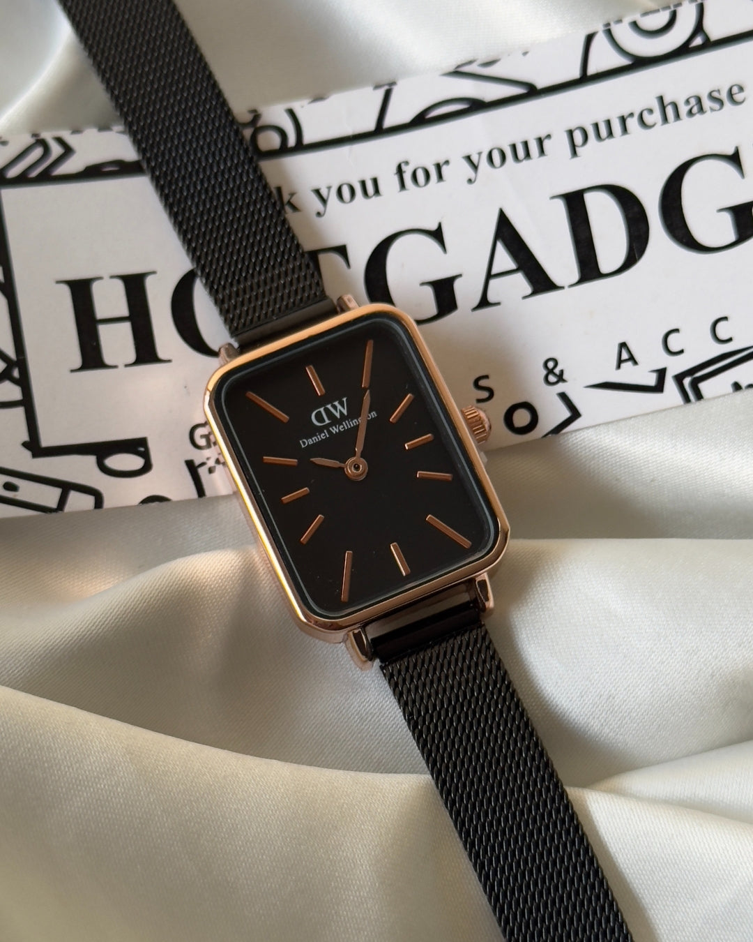 DW Quadro (Analog Watch)