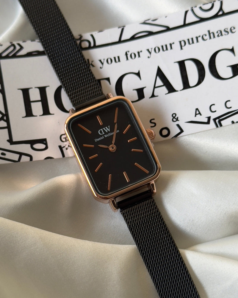DW Quadro (Analog Watch)