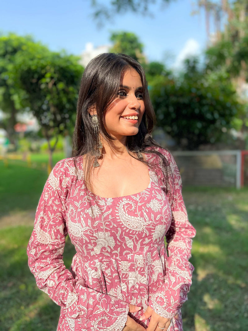 Pink Paisley Kameez