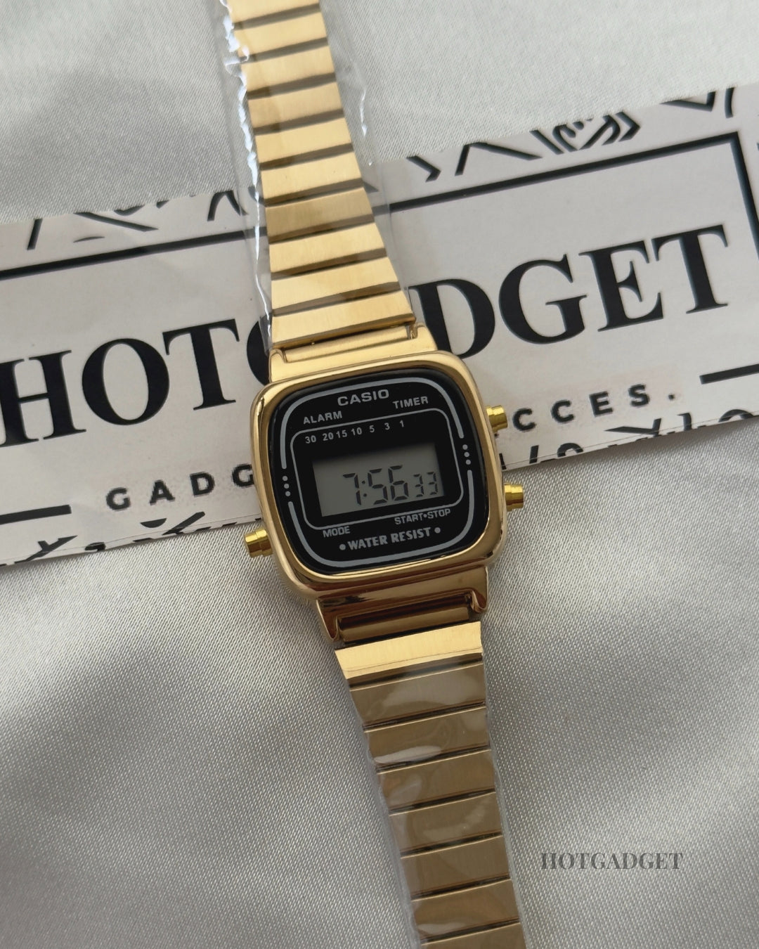 Vintage D124 Black Gold (Digital Watch)