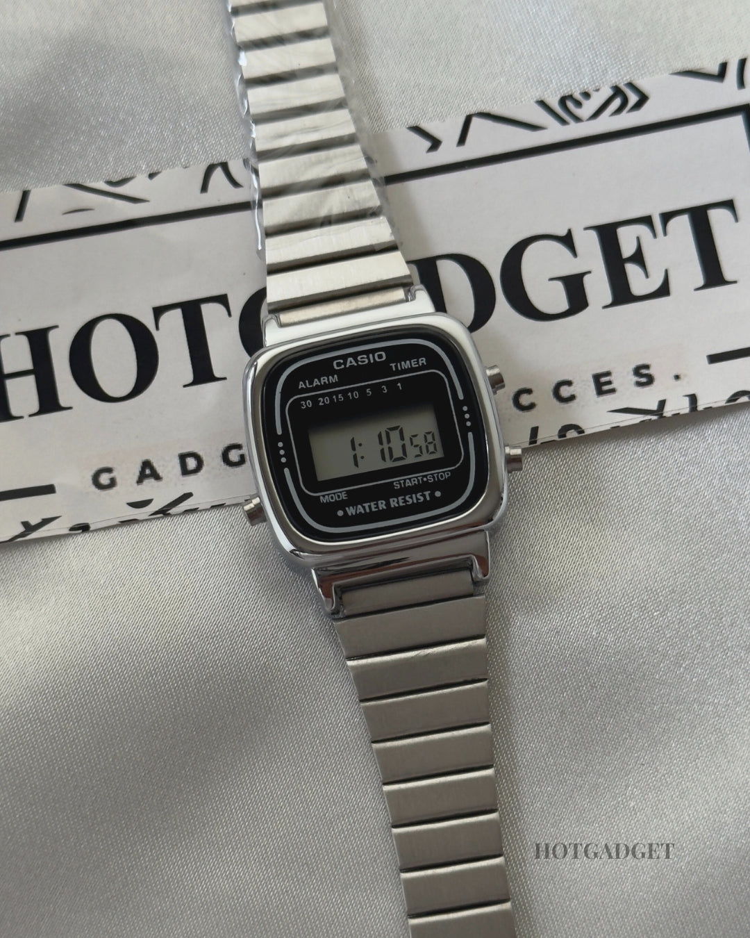 Vintage D124 Black Silver (Digital Watch)