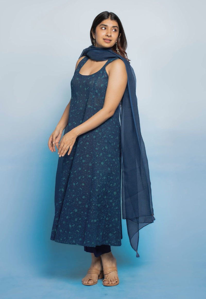 Tia Blue Dabu Mul Cotton Kali Kurta