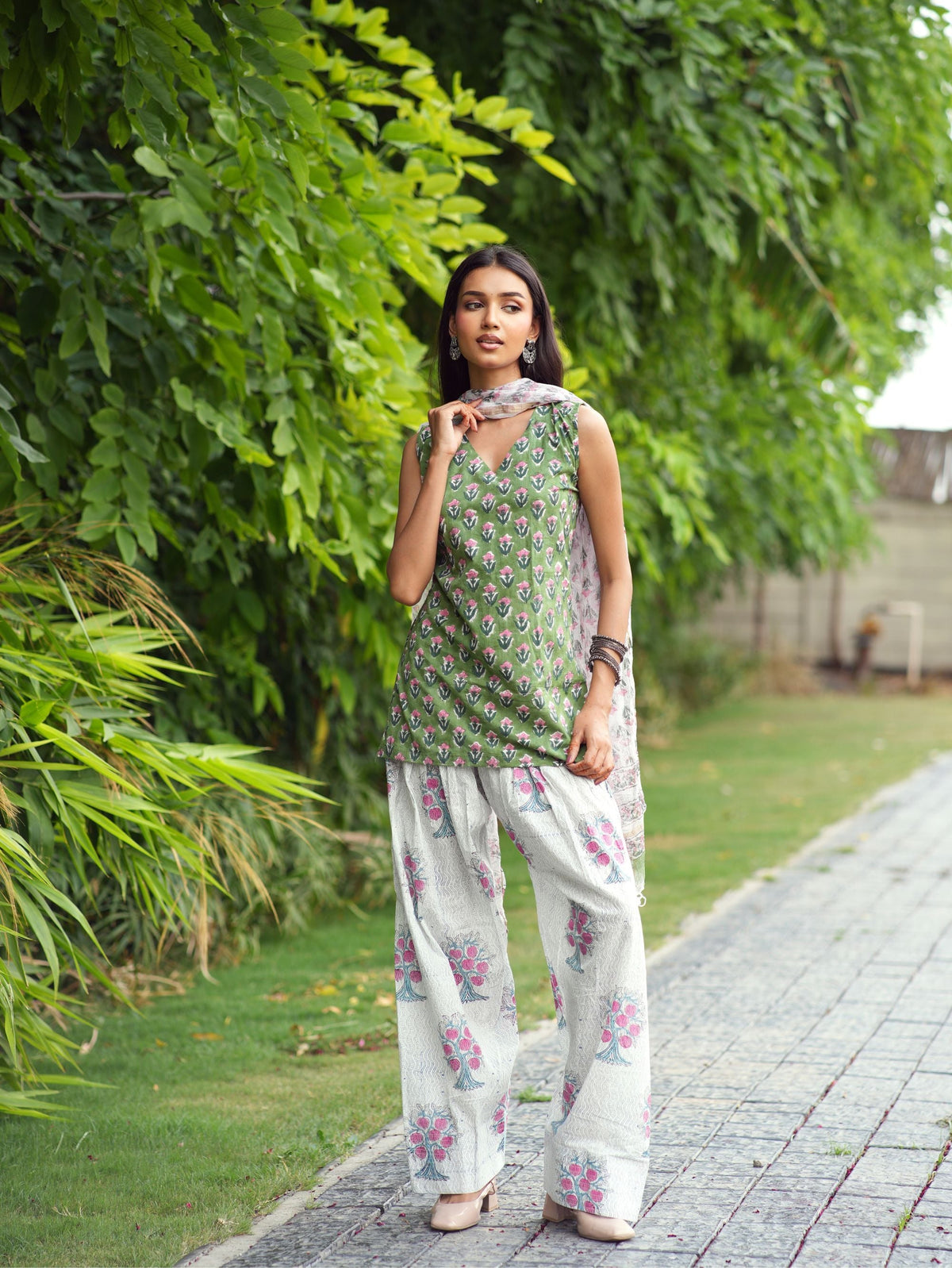Bani Handblock Cotton Farshi Set