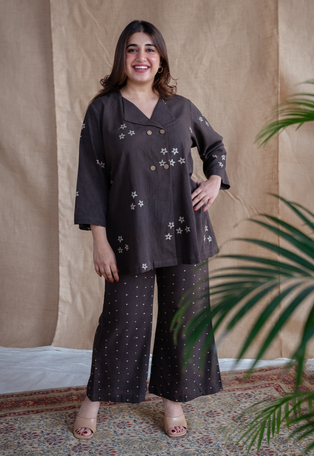 Samita Charcoal Straight Dabu Slub Cotton Co-Ord Set (Set of 2)