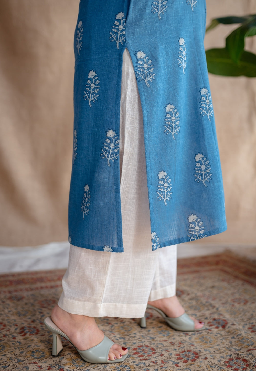Yashi Slub Cotton Straight Pant
