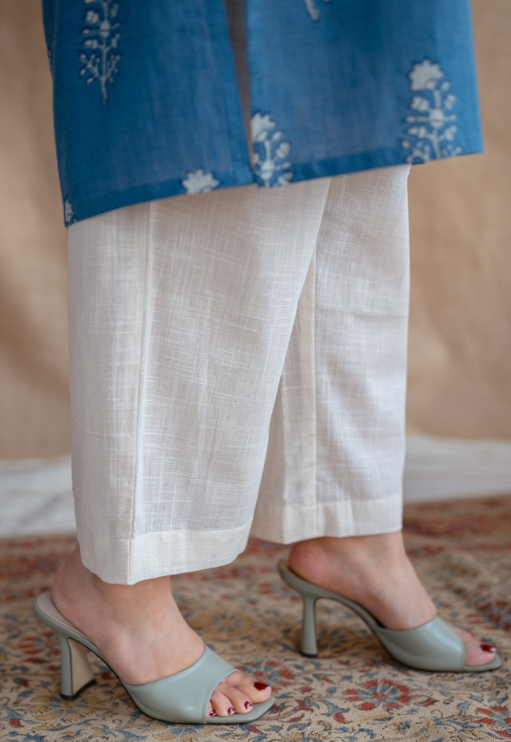 Yashi Slub Cotton Straight Pant