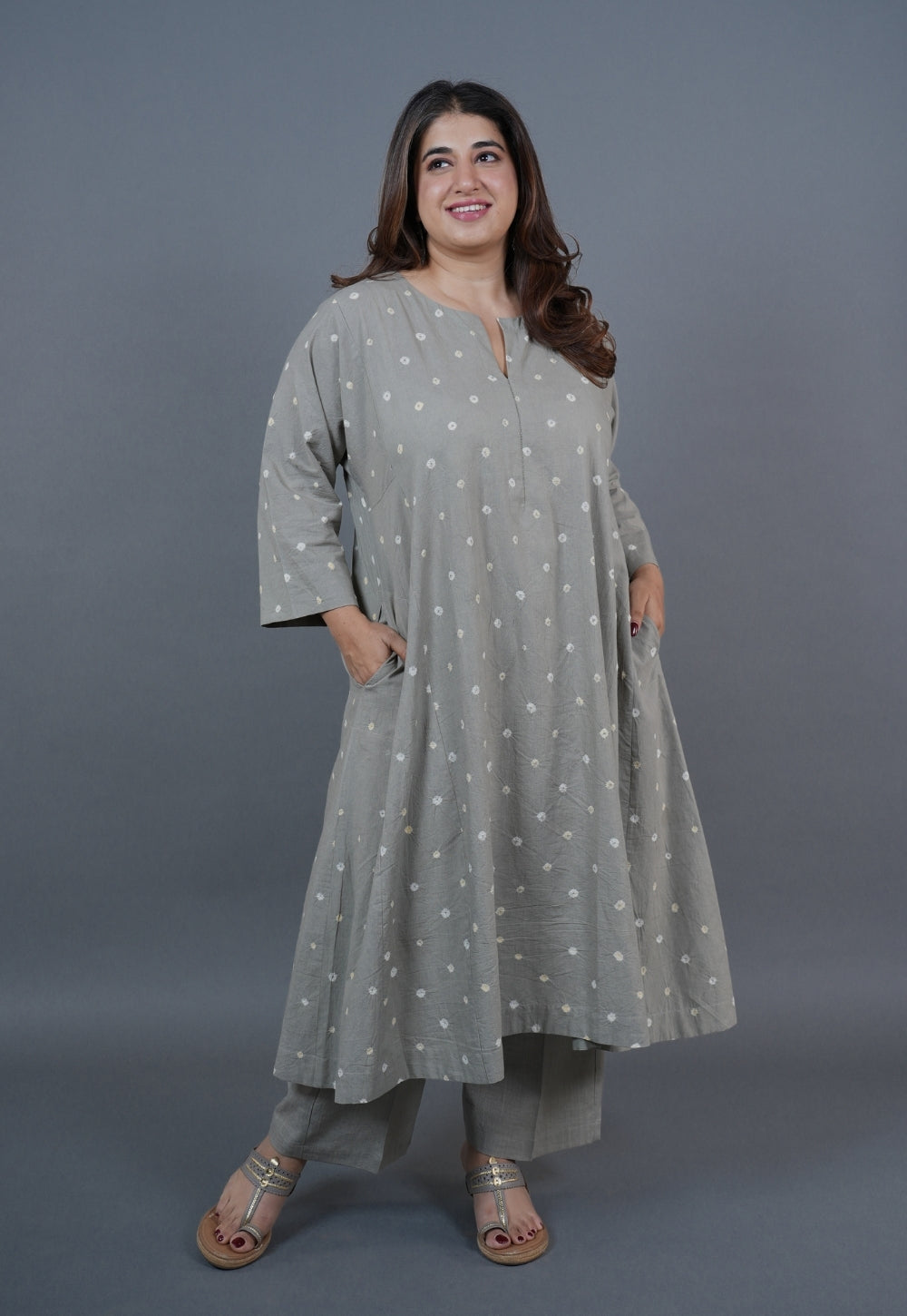 Atika Grey Bandhani Cotton Jhabbha Kali Kurta with Embroidery