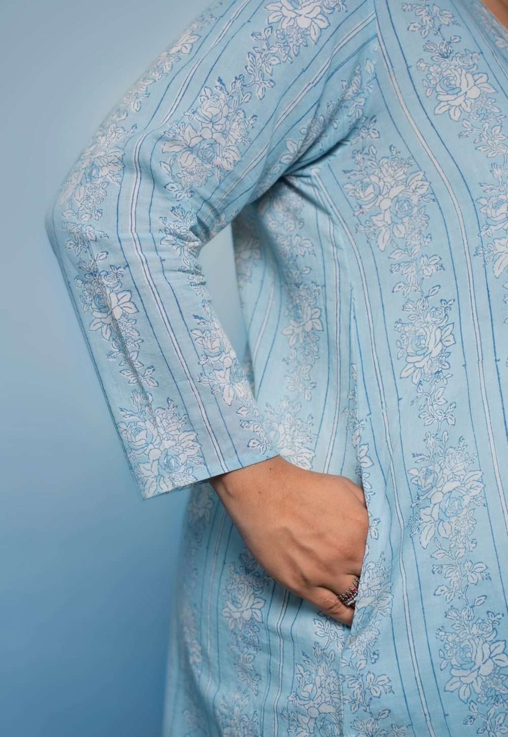 Raila Blue Dabu Mul Cotton Straight Kurta