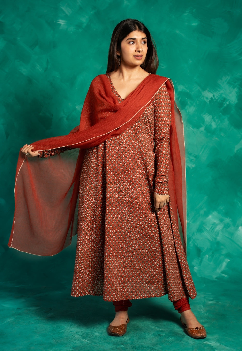 Miral Red Solid Slub Cotton Churidar
