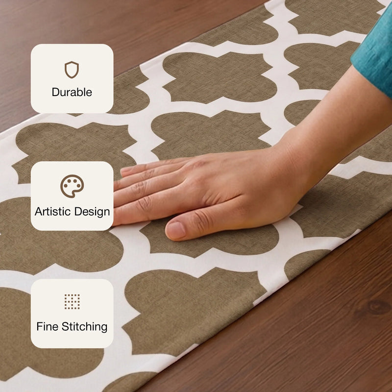 Imprimer Quatrefoil - Printed Dining Table Runner (Grey)-3