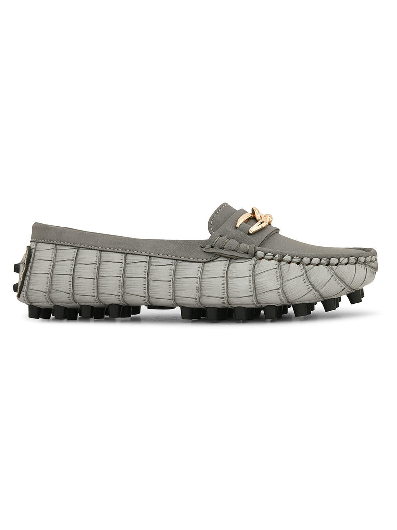 Women Loafers With Buckle Detailing-3