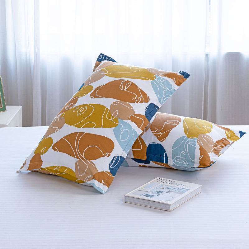 Imprimer Faces of Color - Pillow Cover-3