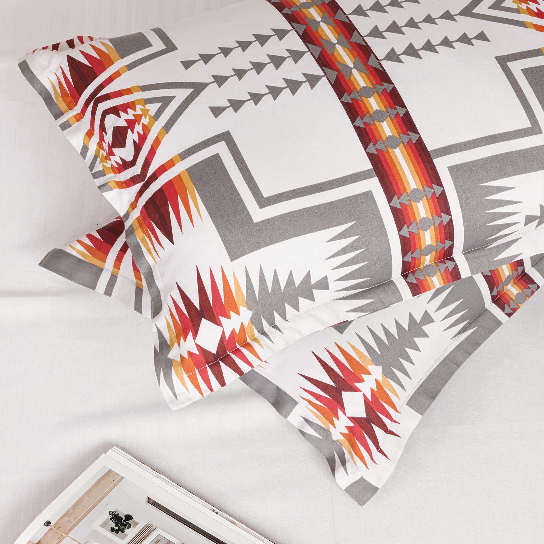 Imprimer Nomadic Dreams- Pillow Cover-3