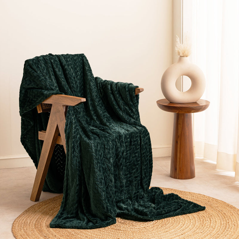 Fort Mellow - Wave Plush Blanket (Emerald Green)-1