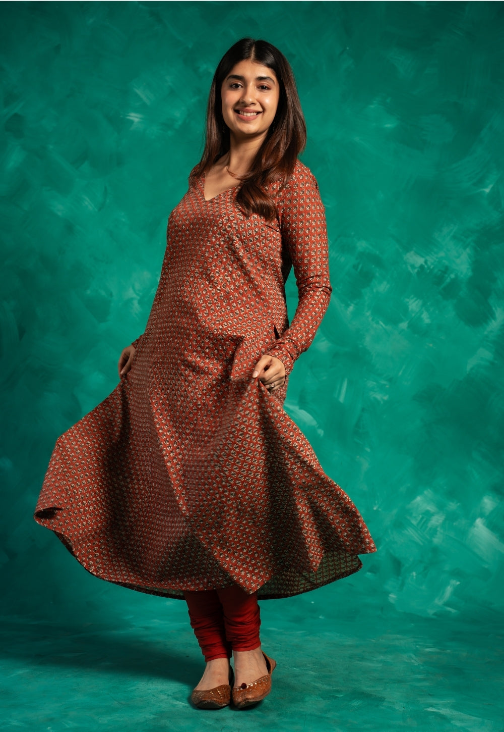 Miral Red Solid Slub Cotton Churidar