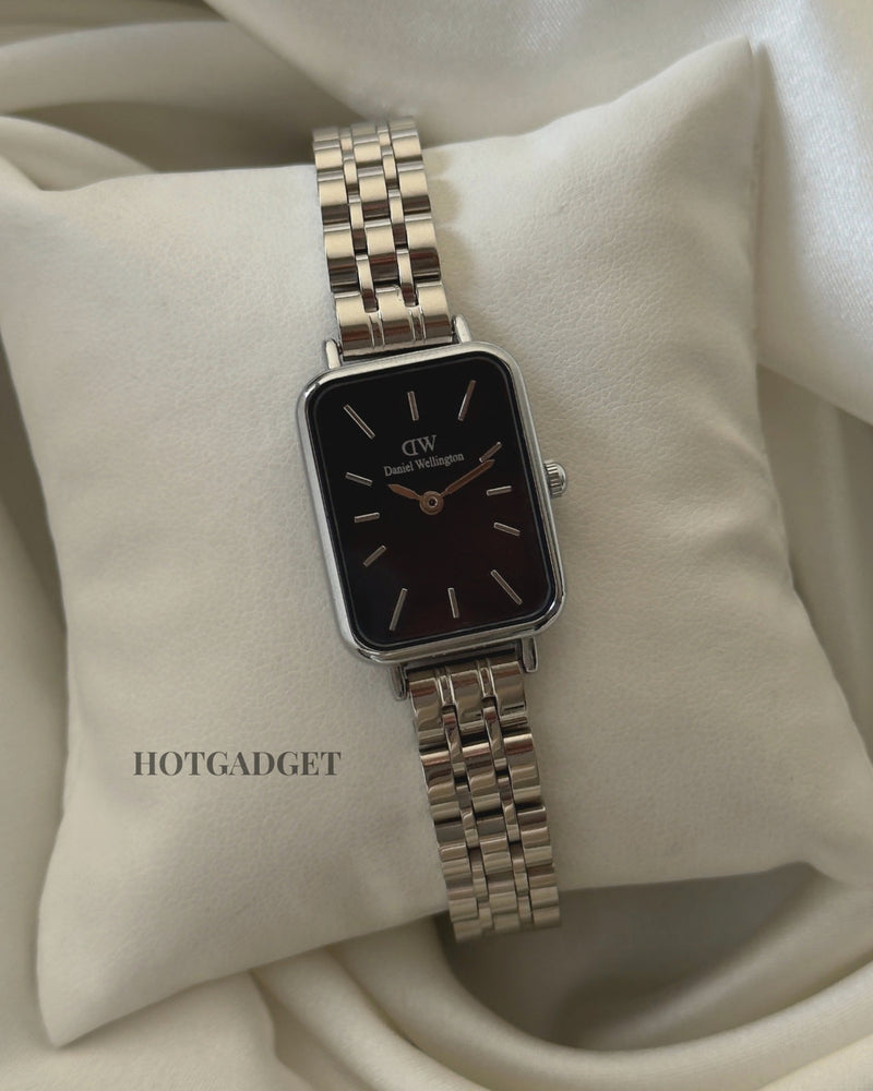 DW Quadro (Analog Watch)
