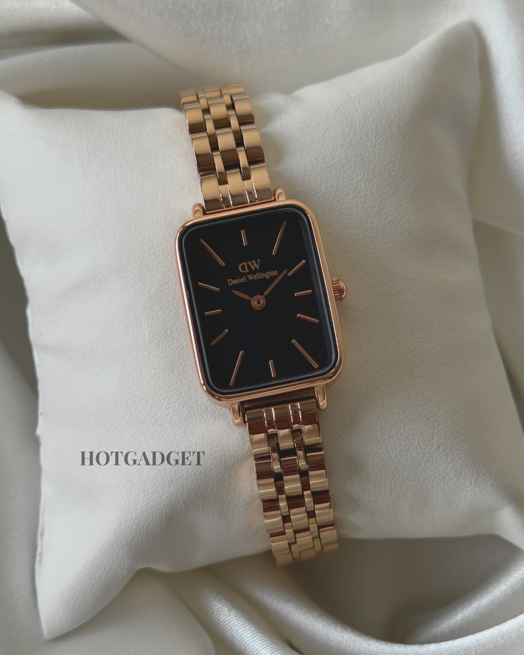 DW Quadro (Analog Watch)