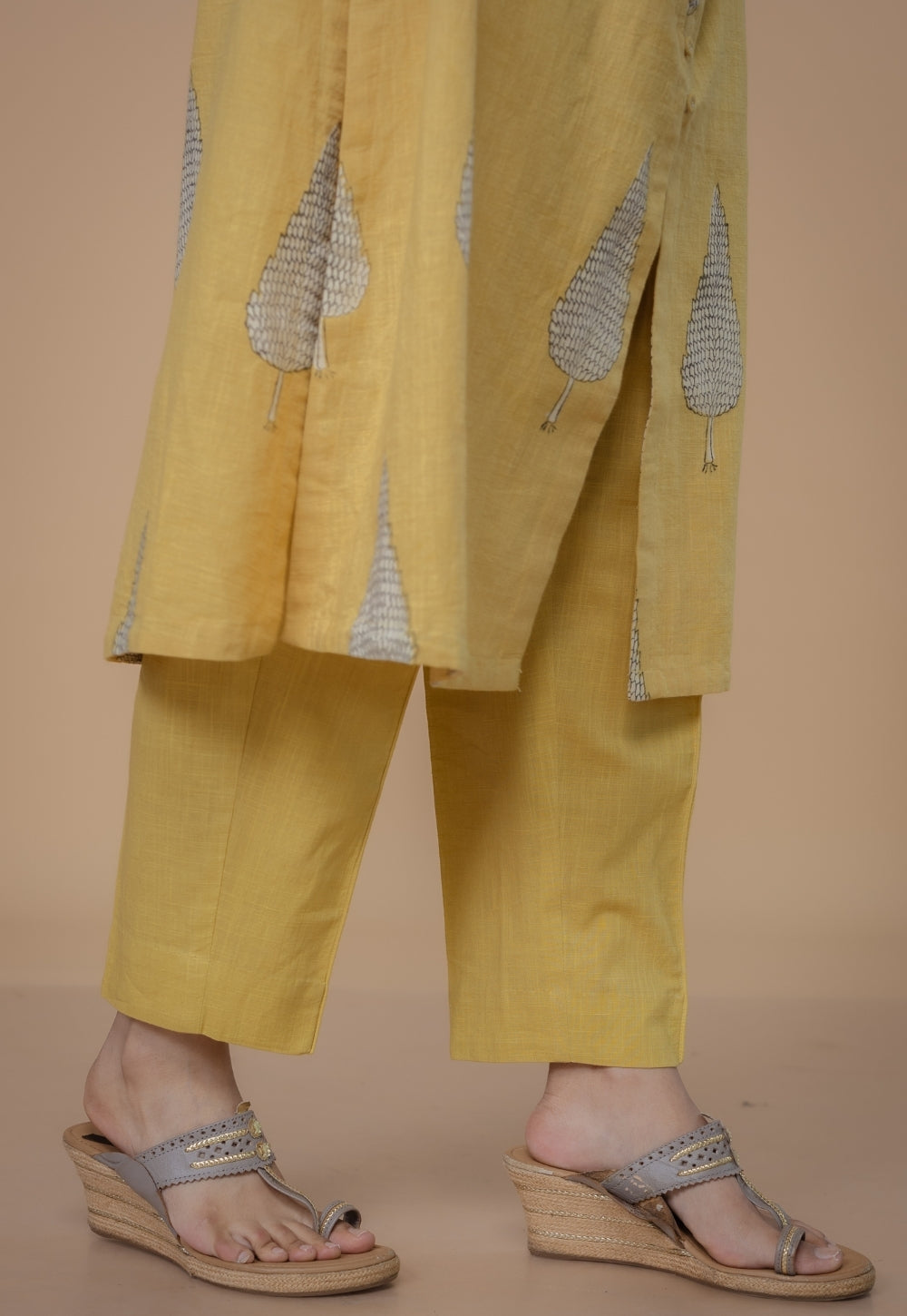 Myra Yellow Solid Slub Cotton Narrow Pant
