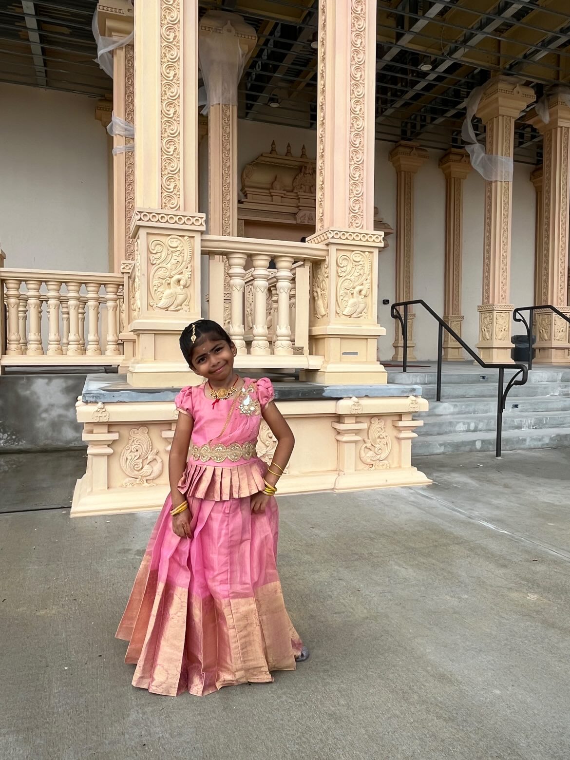 1763D: Rose Gold Dhavani- Ready to Dispatch