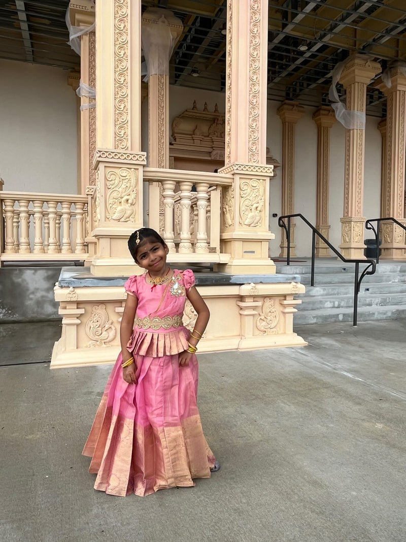 1763D: Rose Gold Dhavani- Ready to Dispatch