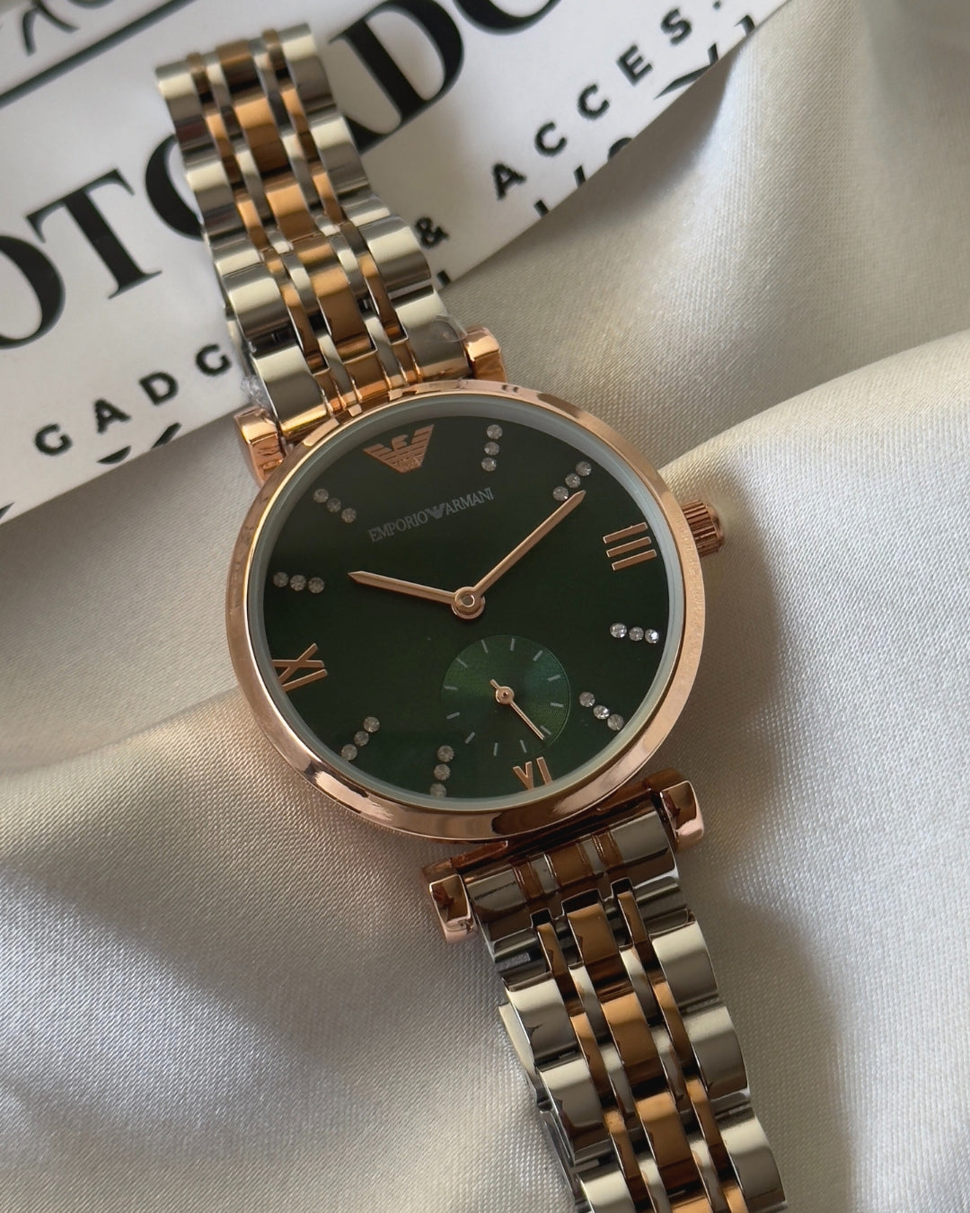 Armani-AR11058 (Chronograph Watch)