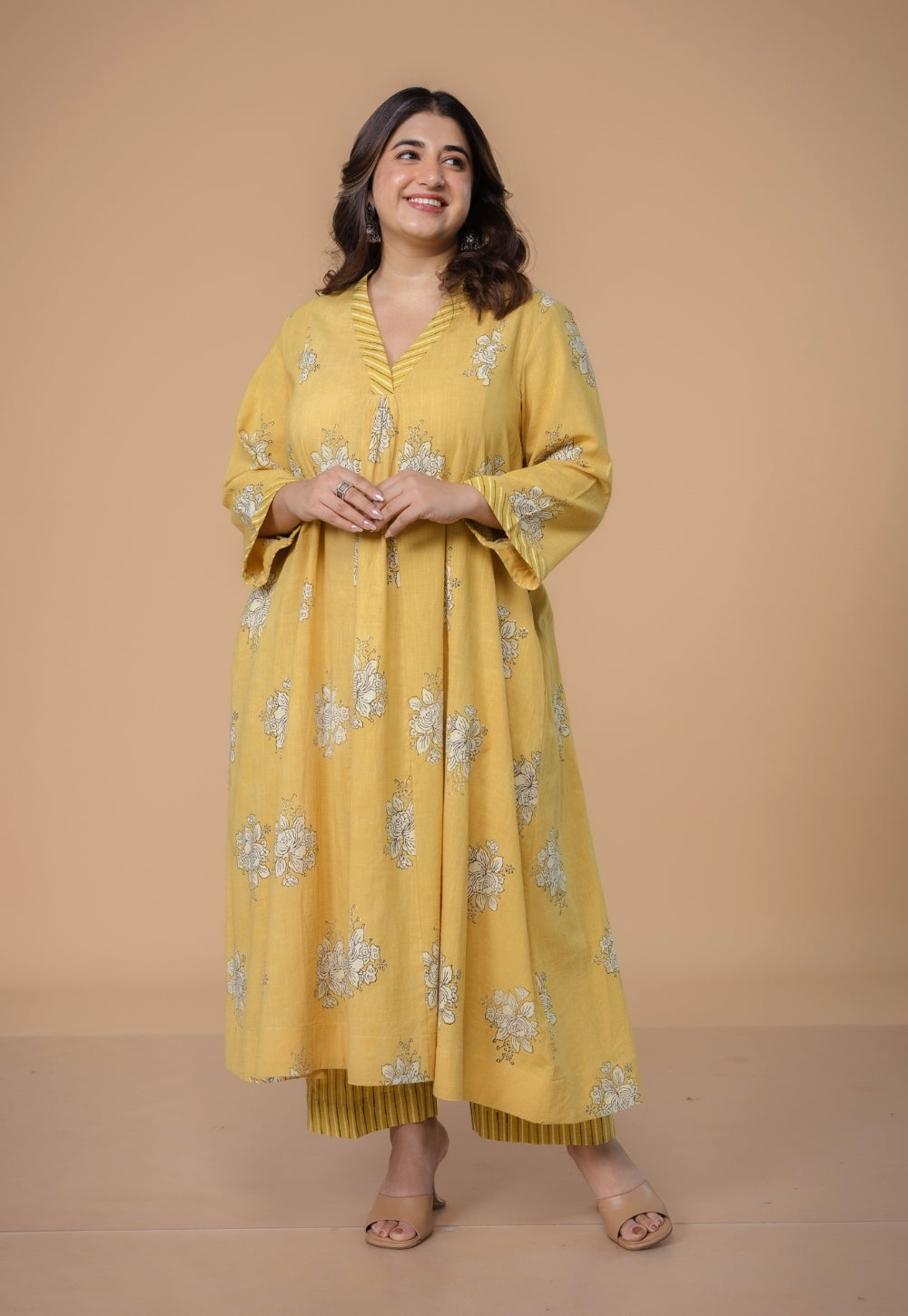 Sakhi Yellow Dabu Slub Cotton Kali Kurta