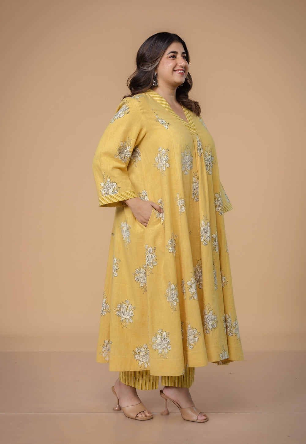 Sakhi Yellow Dabu Slub Cotton Kali Kurta