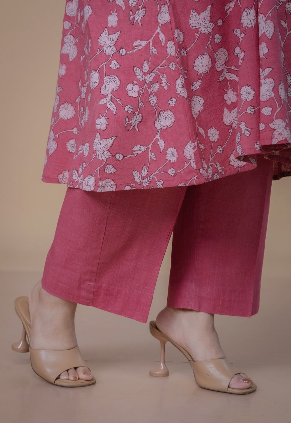 Yashi Pink Solid Slub Cotton Straight Pant