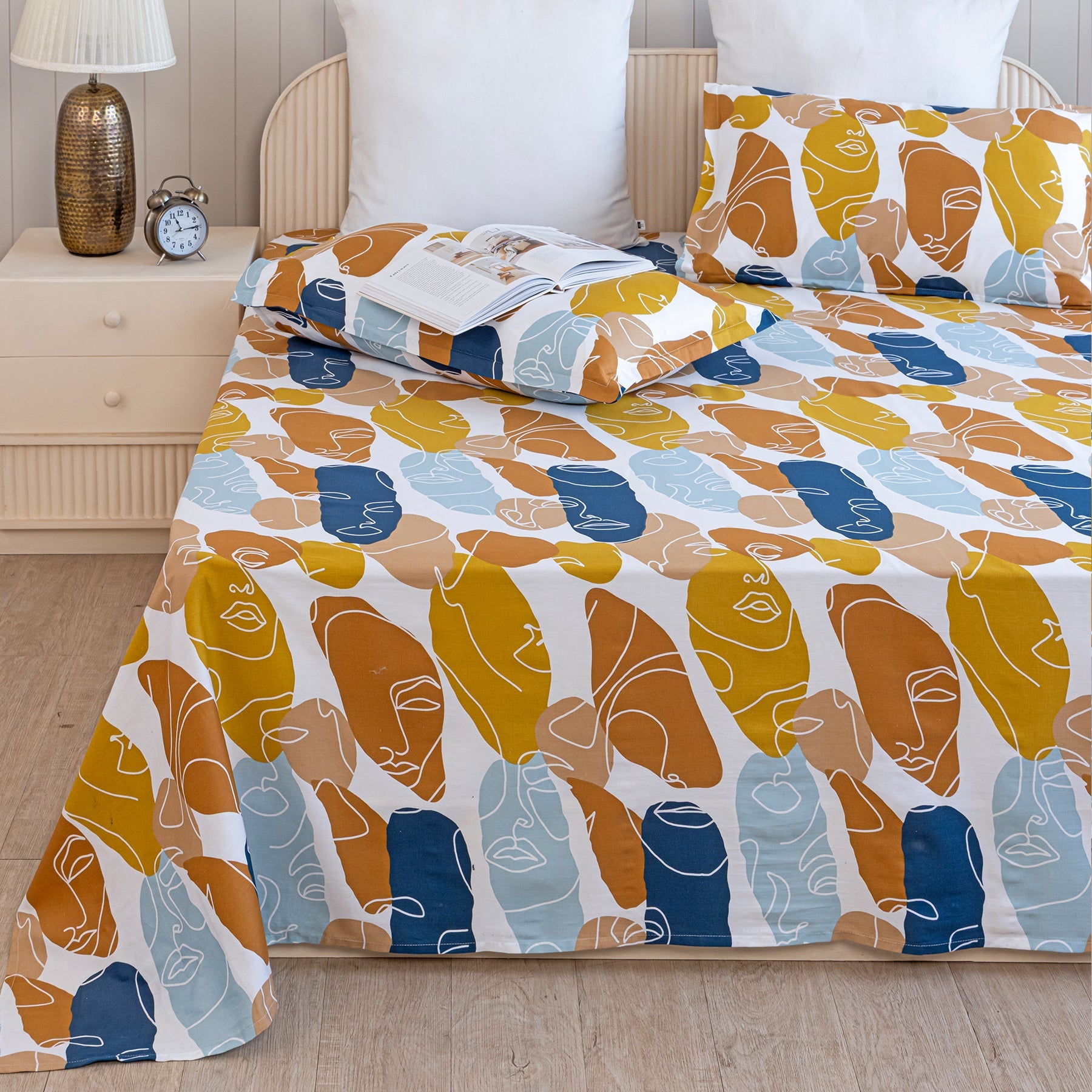Imprimer Faces of Color - Bedsheet-4